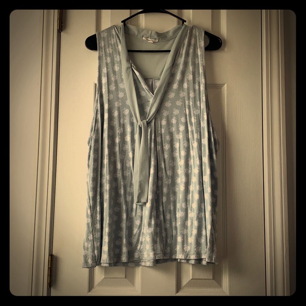 Sleeveless Top